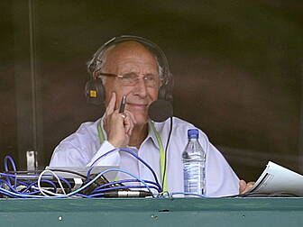 Commentating legend Barry Davi...